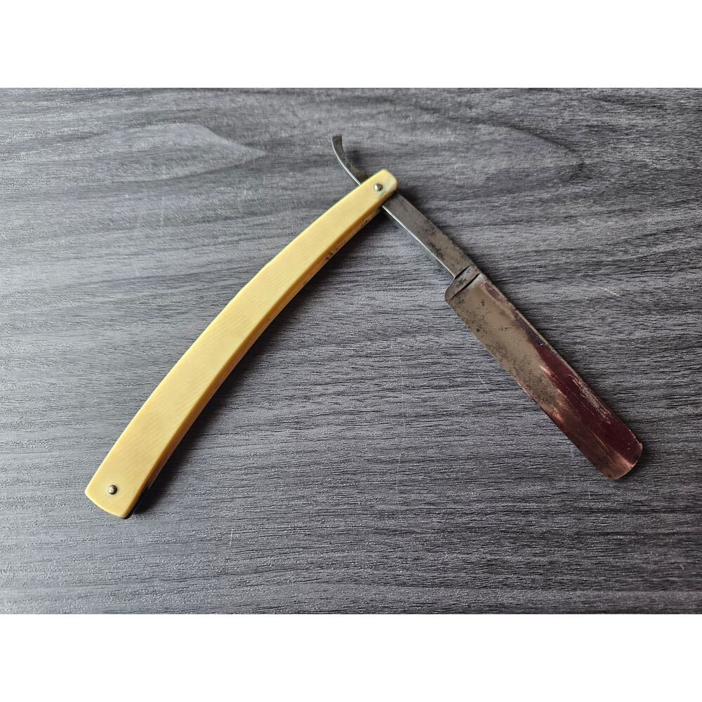Antique Vintage Razor Robeson Shuredge Straight Razor Rochester NY 3504.